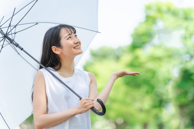 天気が悪い日の洗濯の悩みを解決！洗濯代行サービスのススメ